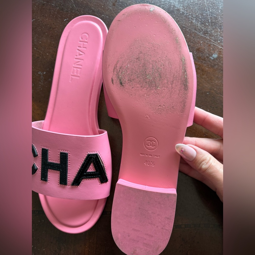 Chanel slides - Picture 15 of 15